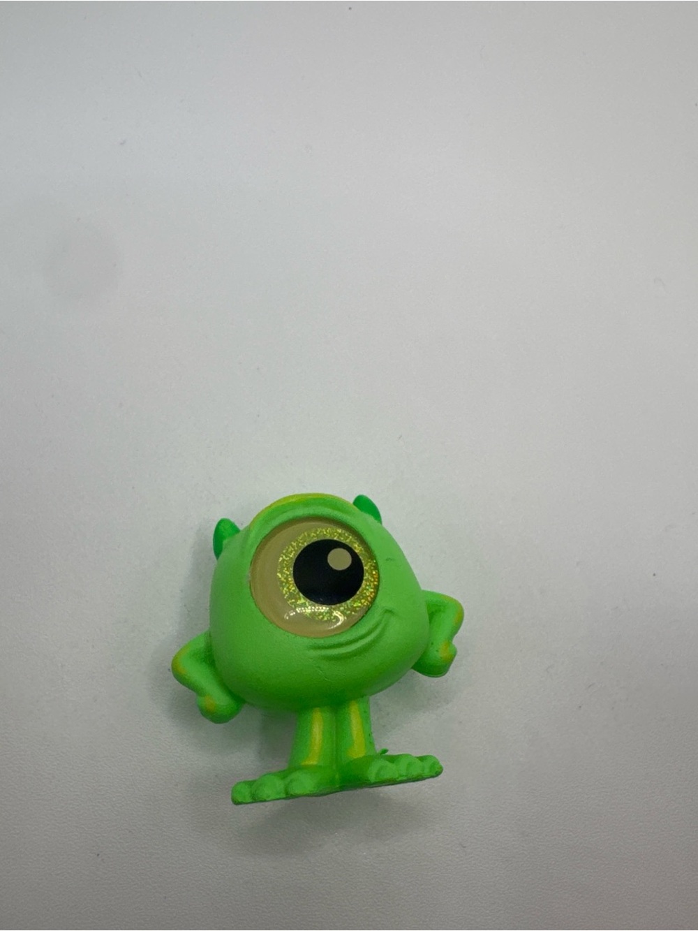 Green neon Mike doorable  Figurine Toy